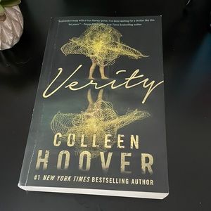 Verity by Colleen Hoover